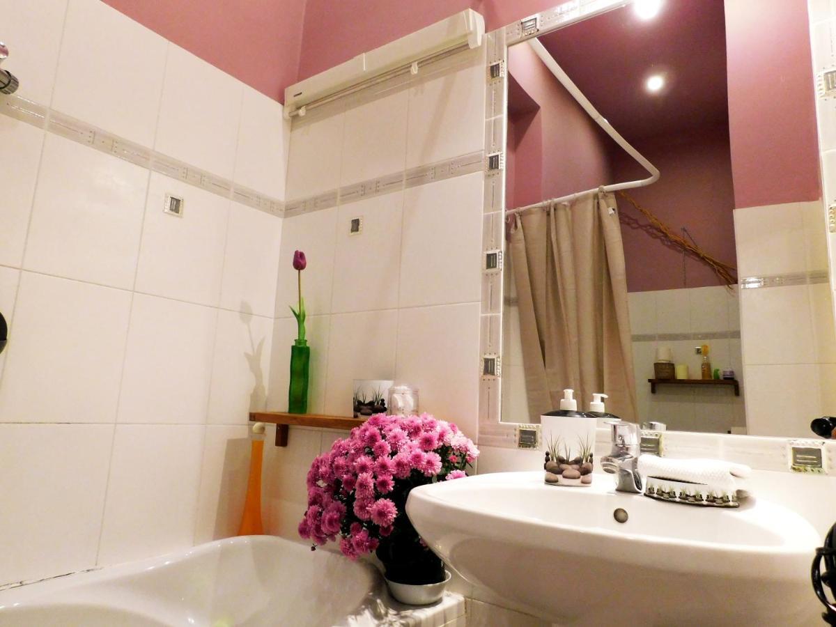 Wonder Deer Lux Apartment At The Parliament Self Check-In Budapest Luaran gambar